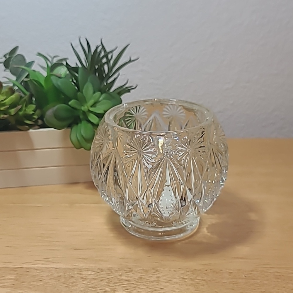 Vintage Avon Starburst Diamond Cut Clear Candle Holder/Candy Dish/Vase
